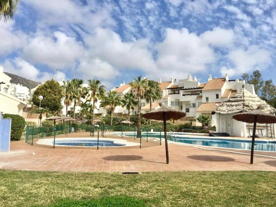 Beautiful Apartment With Pools, Playground And Paddle Tennis - Family Friendly And Near Vithas Hospital - Free Parking In Garage Benalmadena Ngoại thất bức ảnh